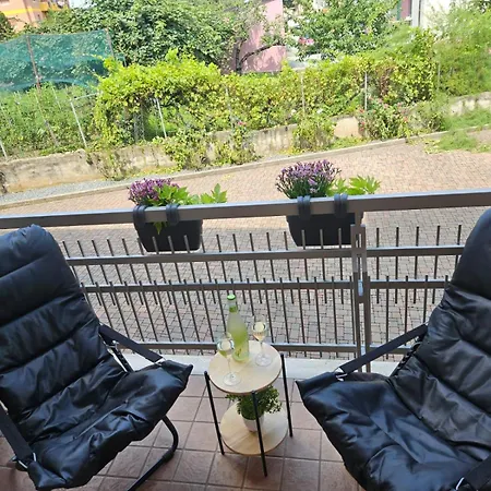 Apartment Rita & Gio Davanti Ospedale Santa Croce Carle *